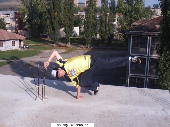 Poze BBoy :) - Pe blocuri ......mandru .....dar si la inaltime a - Poze
