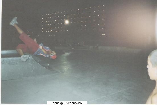 Poze BBoy :) - Crazy_B....ce salt ciudat...ma impresionat - Poze