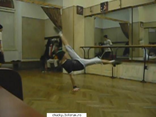 Poze BBoy :) - NU dau AIRTRACK CA NU IMI PLACE!!!!Ia de aici - Poze