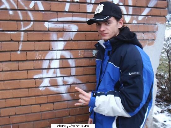 Prietenii mei .cunoscuti sau nu ..tat ei is` - Si singurul copil destept care ma ajutat la forum - Poze